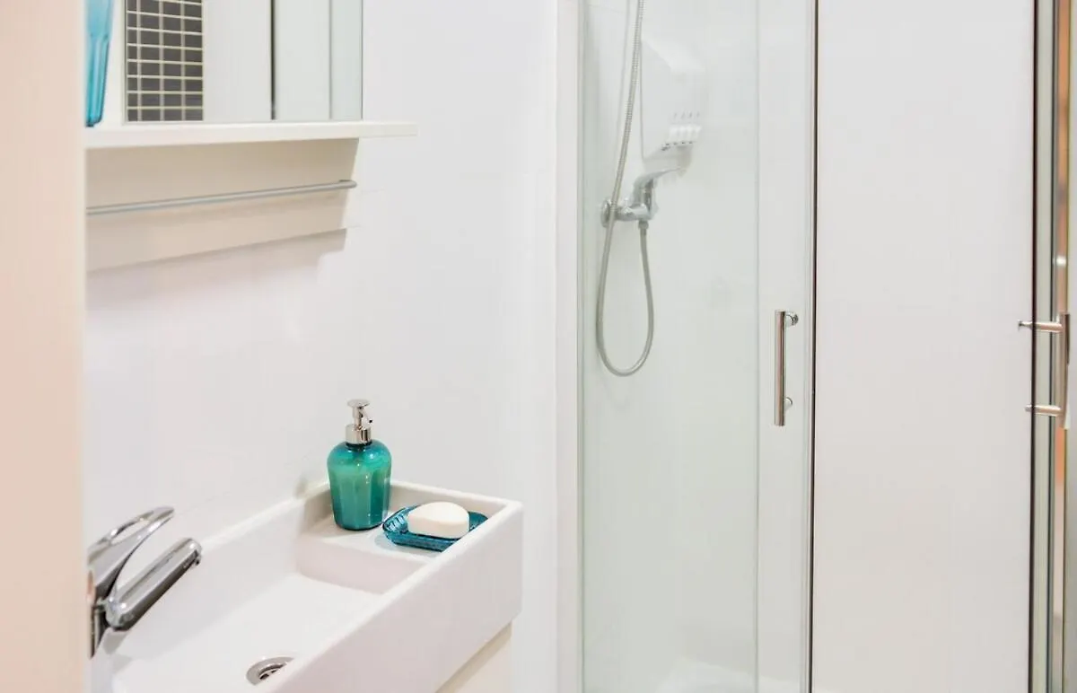 Comfortable Flat Near The Beach Parede